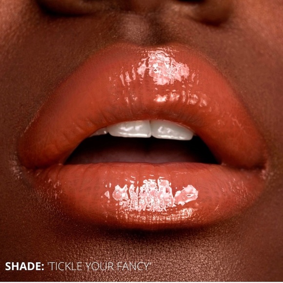 ICONIC Lip Plumping Gloss - Tickle Me Fancy - Picture 3 of 3